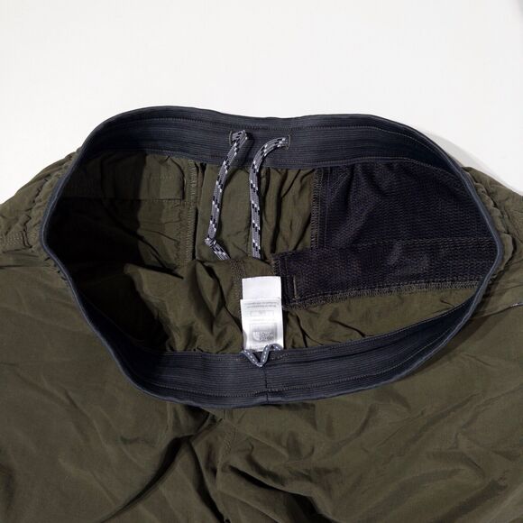 The North Face Men's Nylon Hiking Trekking Shorts Army Green 11" Inseam Size L - Picture 7 of 10